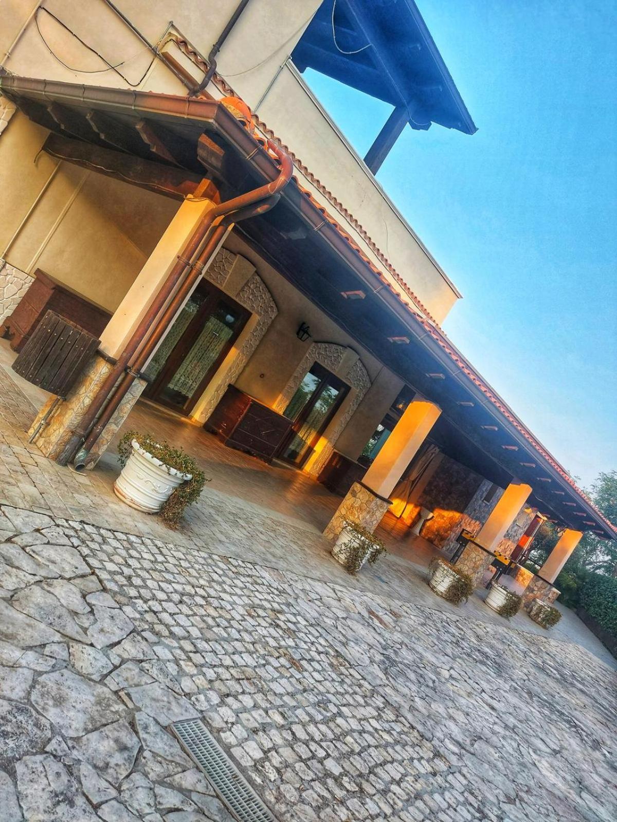 Vila Colledisisto Srl Pomarico Exteriér fotografie